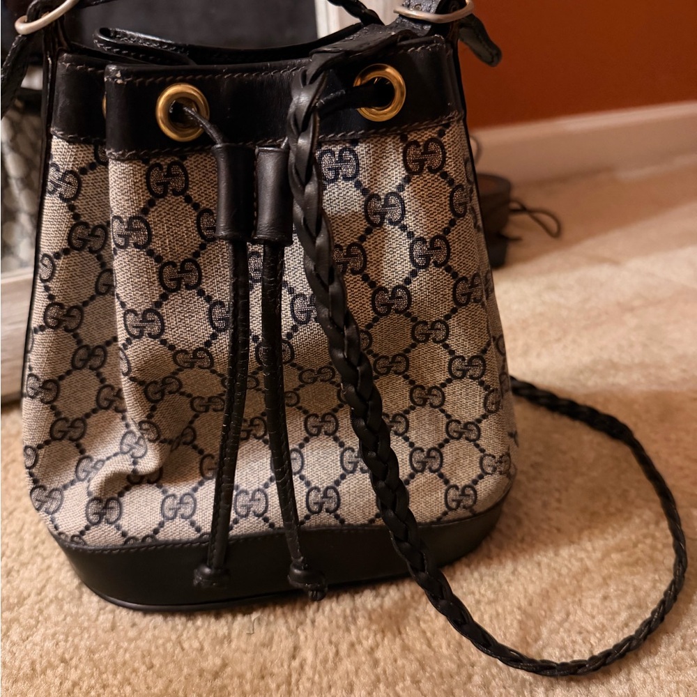 Gucci Black and gray Women's Bucket Bag